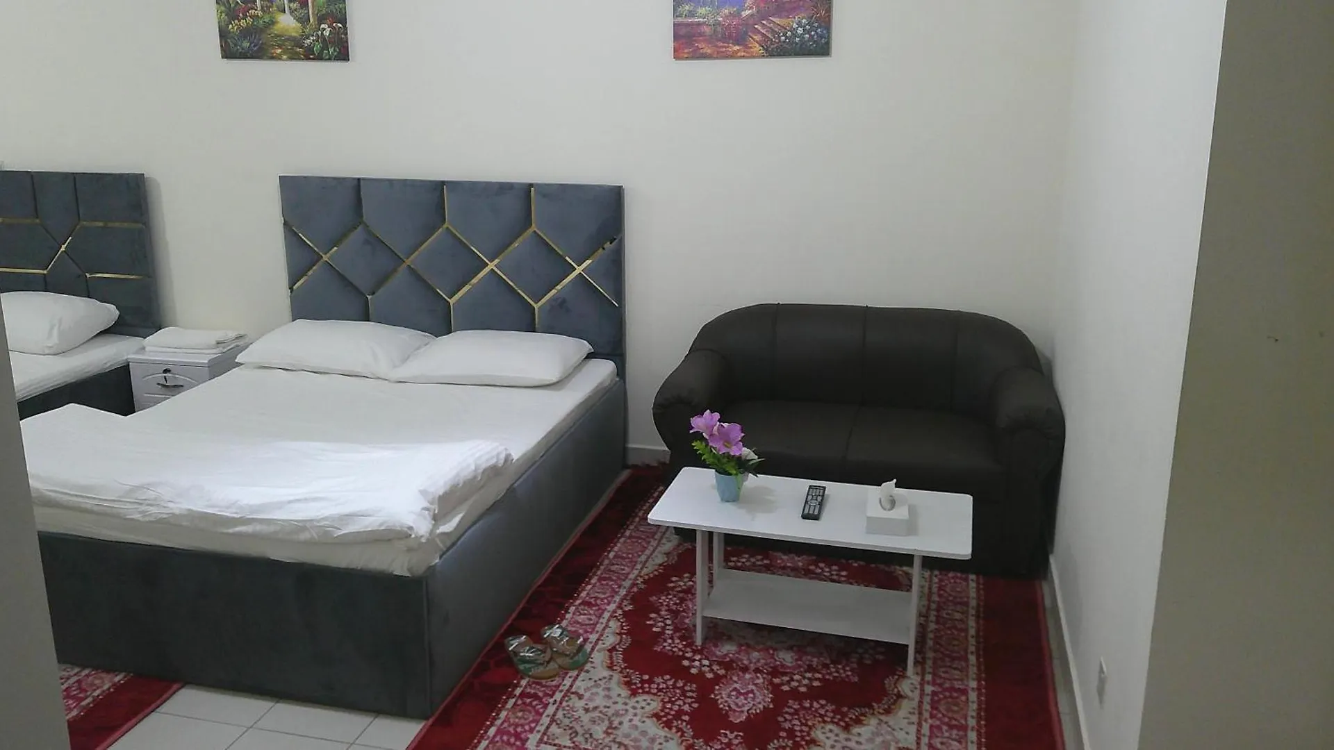 Ruby Star Hostel Dubai F2