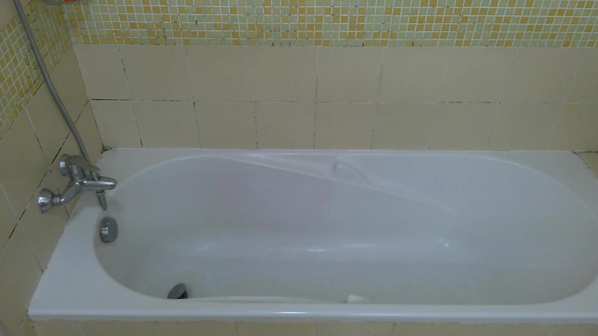Ruby Star Hostel Dubai F2