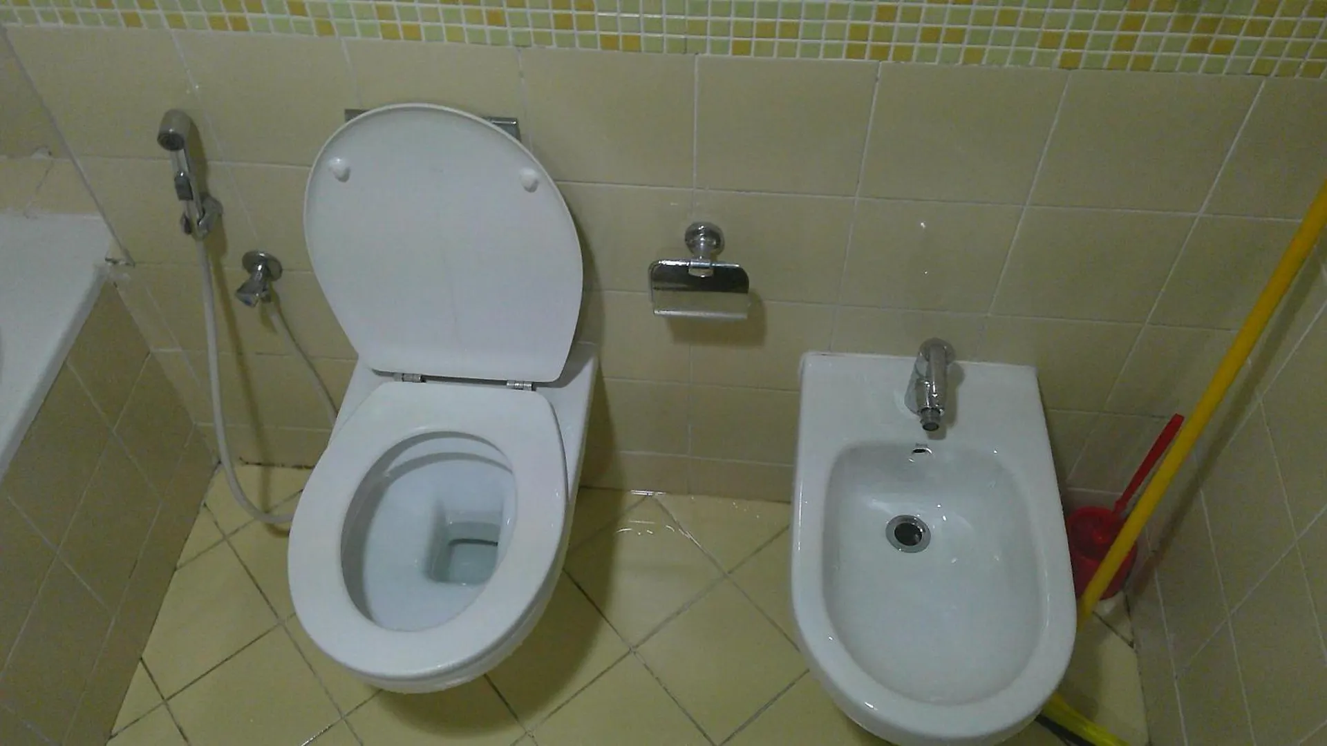 Ruby Star Hostel Dubai F2