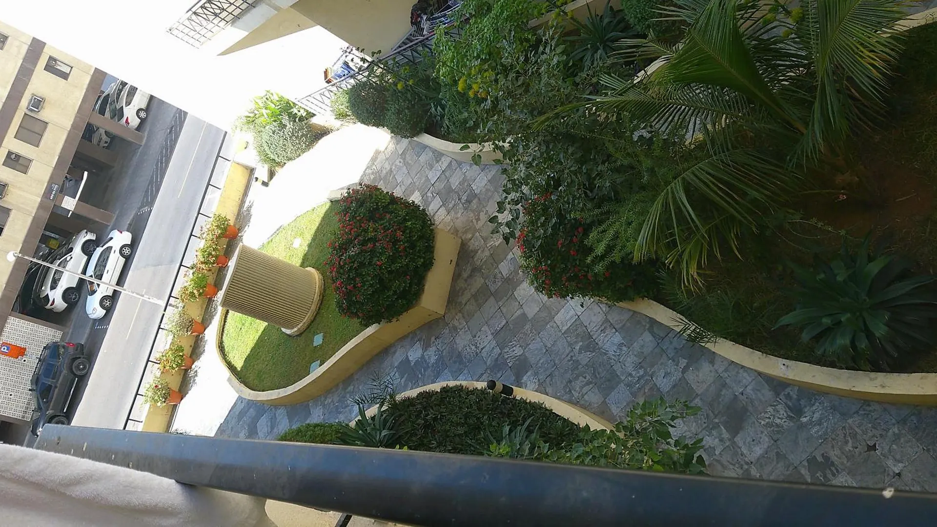 Ruby Star Hostel Dubai F2
